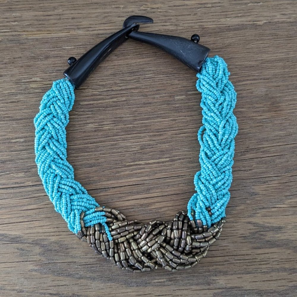 Beaded Turquoise w/Gold Beads Choker-Like Necklace